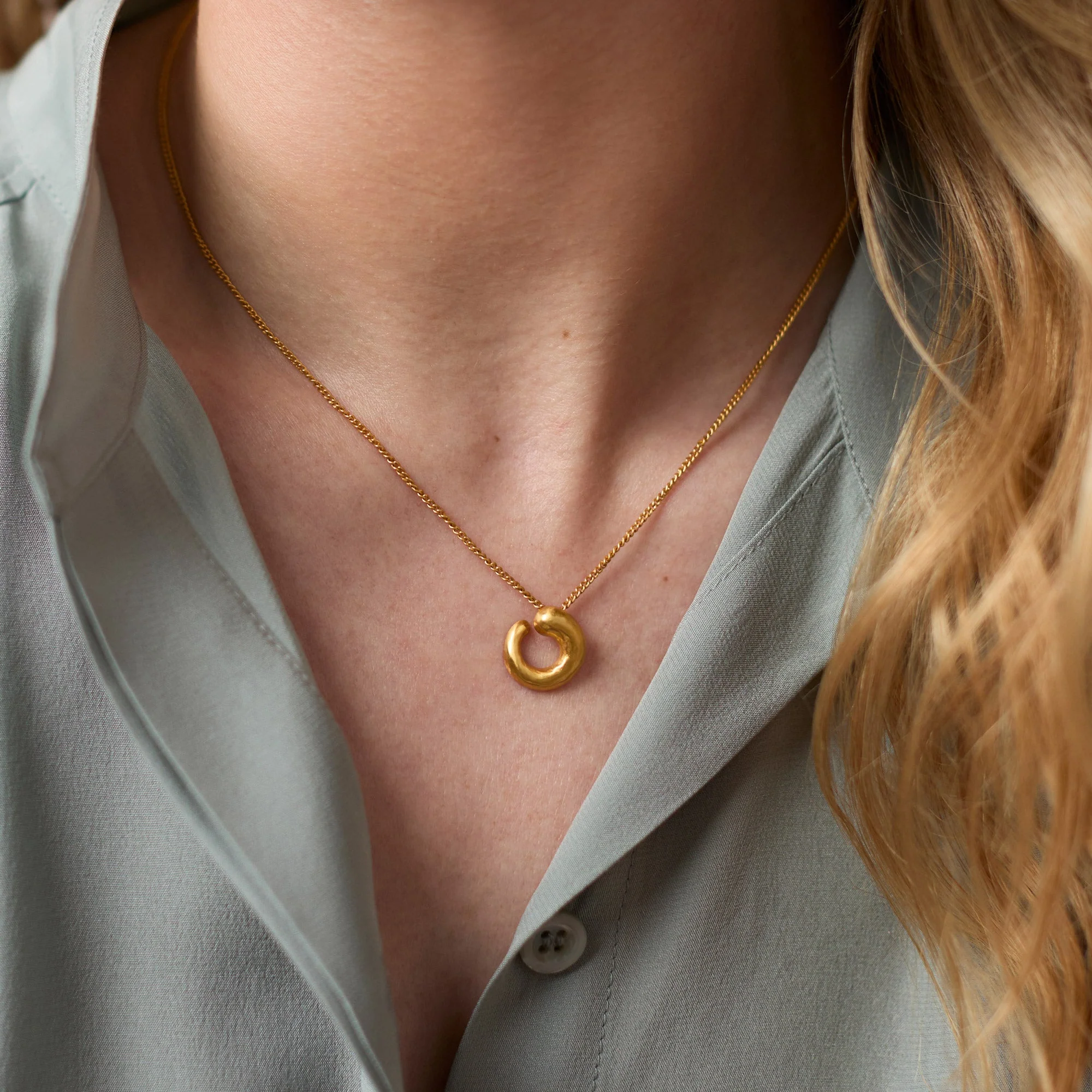 Solara Spiral Delicate Necklace - Image 2