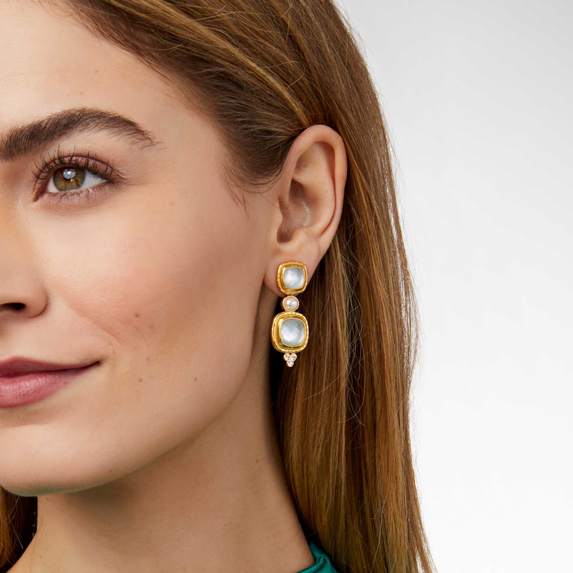 Tudor Statement Earring - Image 7